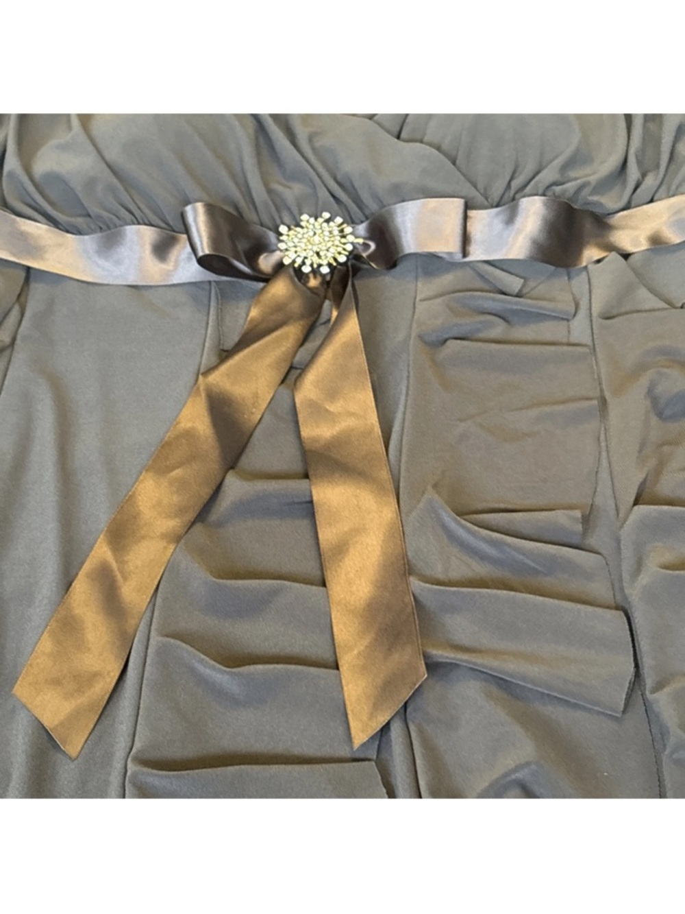 Dressbarn Women’s Sleeveless Smoke Gray Satin Ribbon Brooch VTG Dress 18 W - Picture 8 of 10